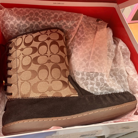 Brand New Coach Boots *vintage* - Picture 1 of 2